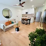 Bilbao North Shore Apartments